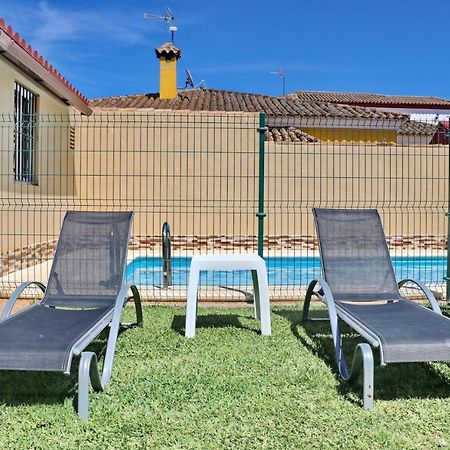 Bungalow Curro Pareja 97 Conil De La Frontera Exterior photo
